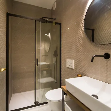 Melius Apartment Split